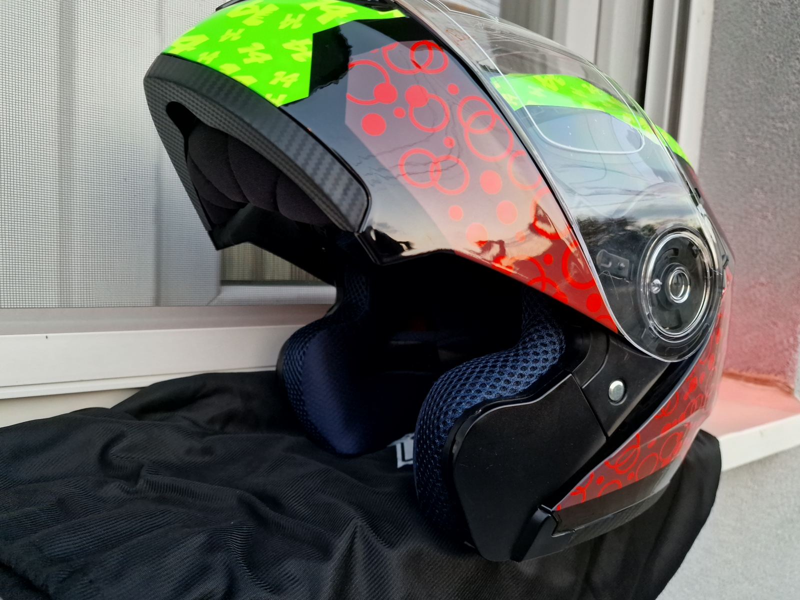 Kaciga za motor FLIP UP sa Led Svetlom - Slika 6