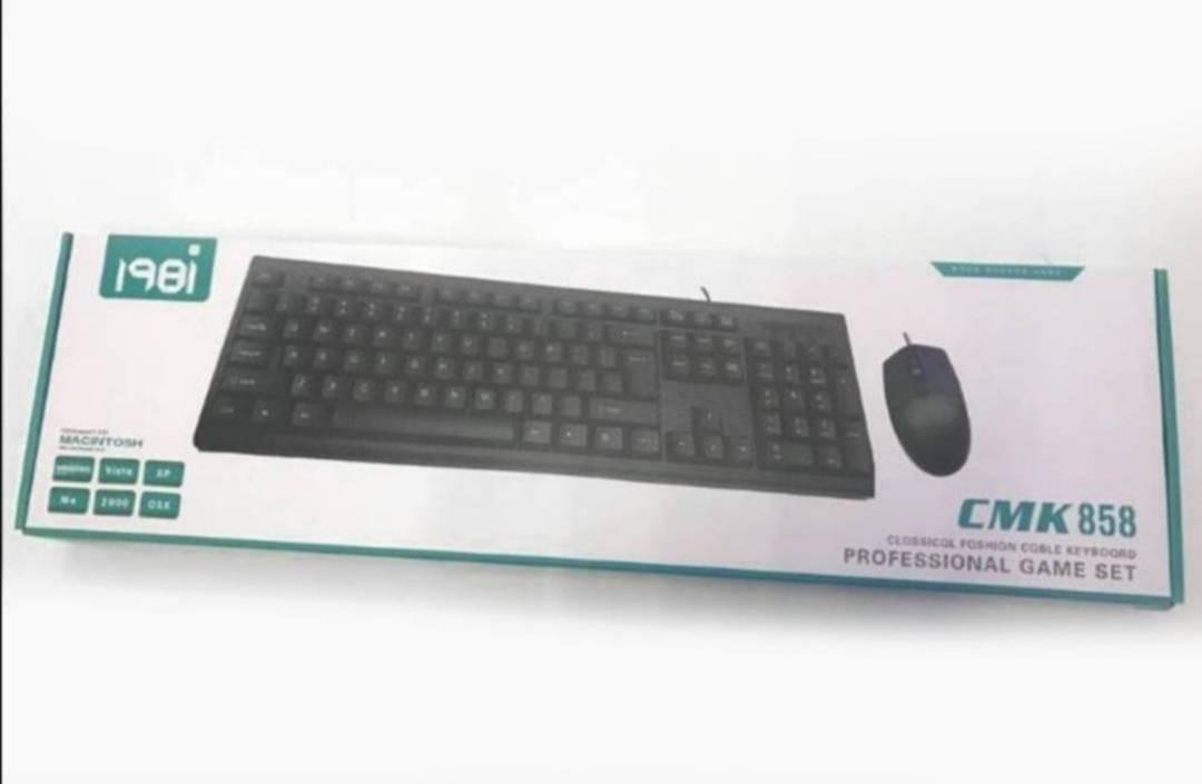 Klasicna retro tastatura i mis samo 999 Klasicna retro tastatura i mis samo 999