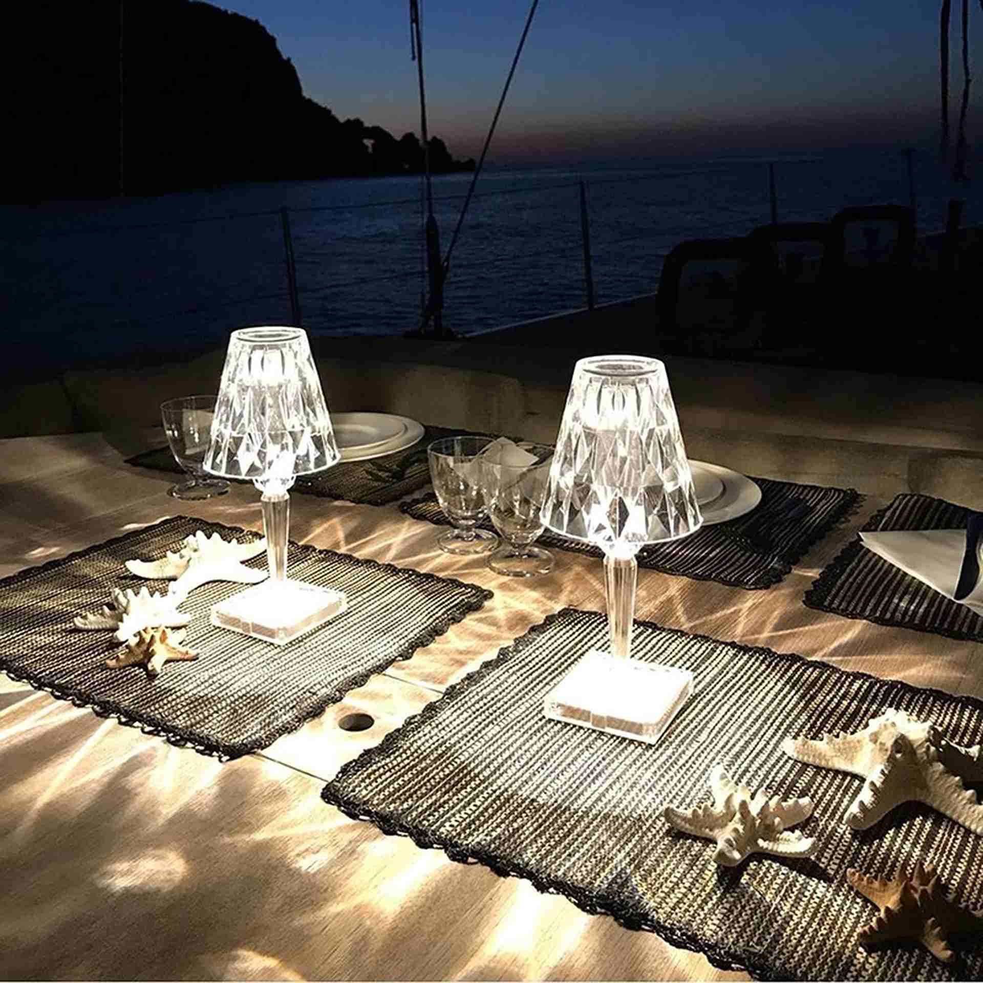 Kristalna stona lampa