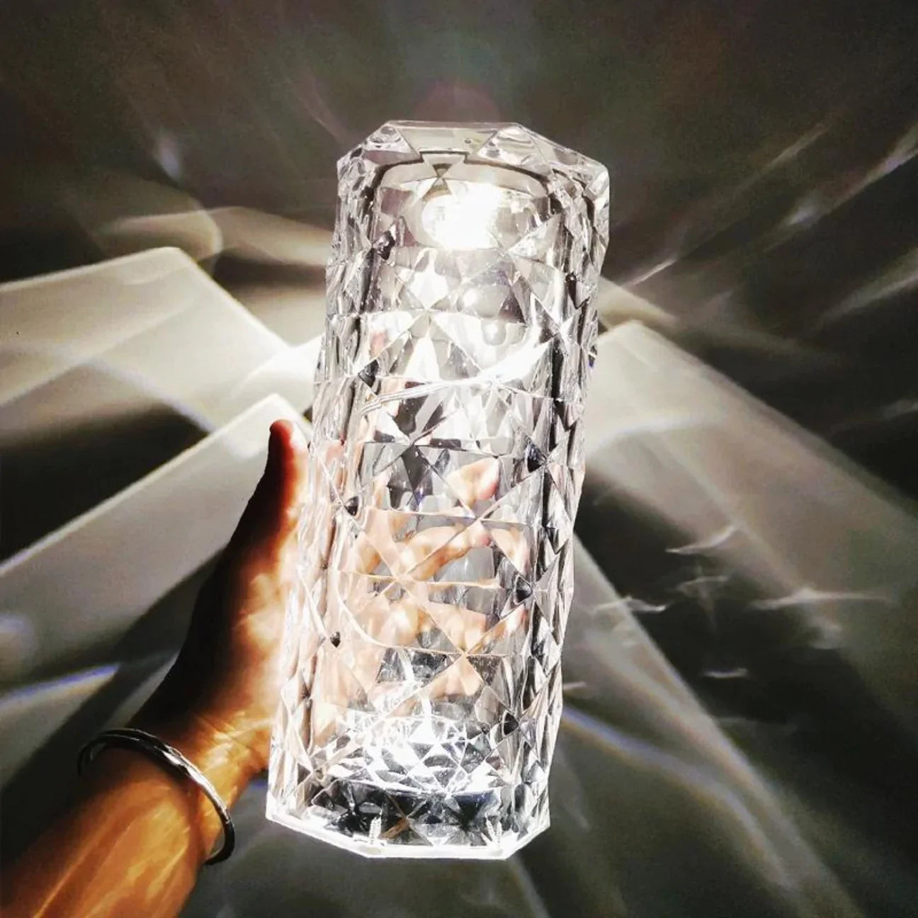 LED Kristalna Lampa koja menja boje na dodir - Slika 3