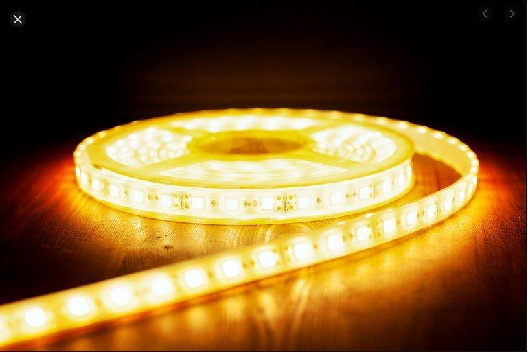 LED traka vodotporna 220V trake na metar Toplo bela i druge LED traka vodotporna 220V trake na metar Toplo bela i druge - Slika 5