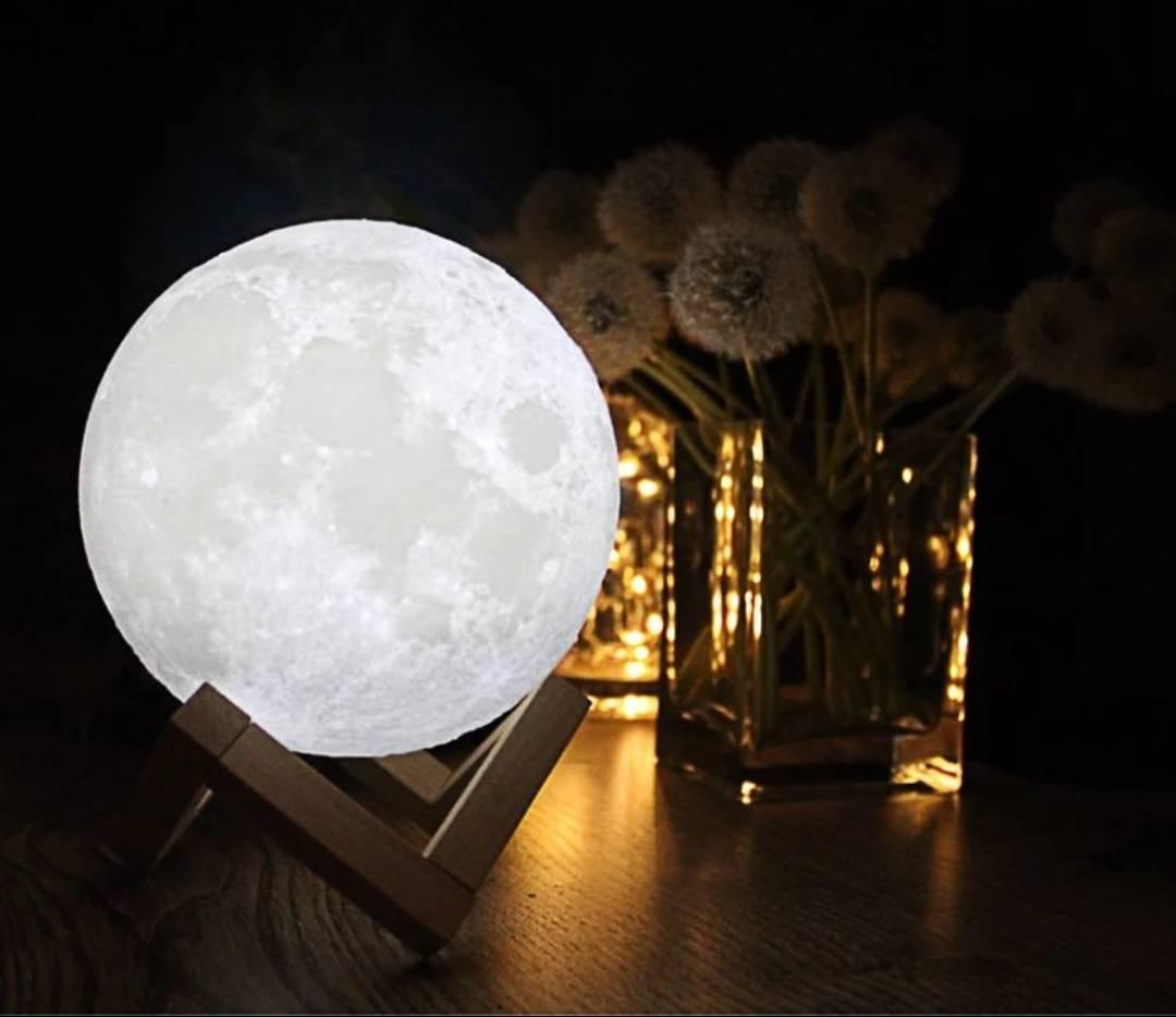 Lampa i difuzer ovlazivac vazduha Lampa i difuzer ovlazivac vazduha