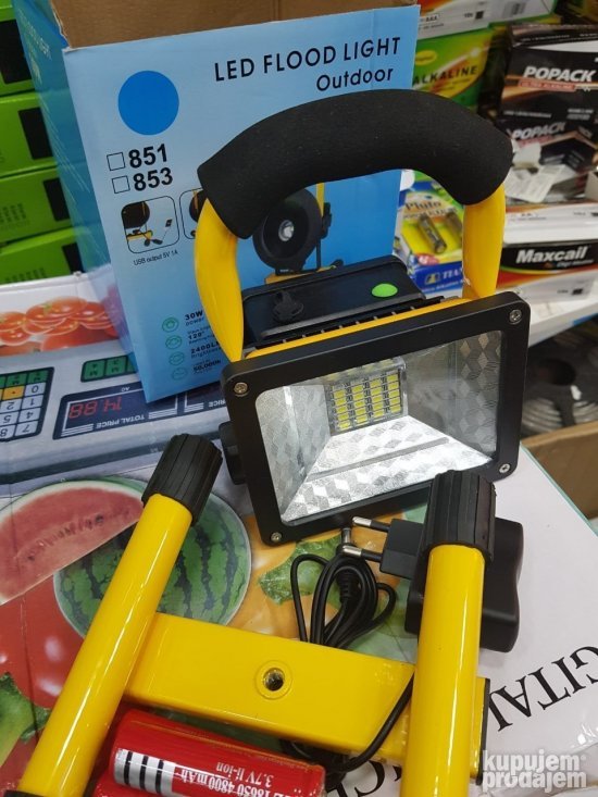 Lampa podna