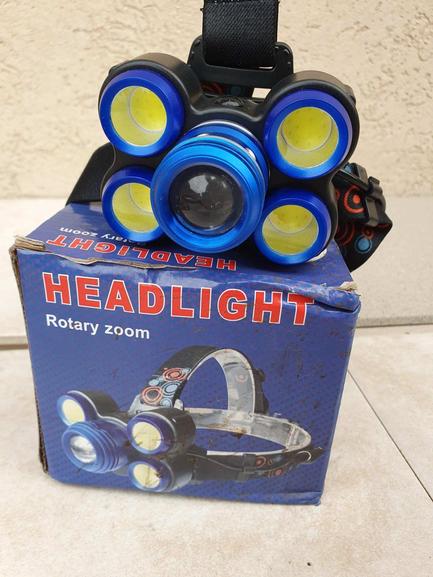 Lampa za glavu 5 dioda Najjaca Head lamp 5 Lampa za glavu 5 dioda Najjaca Head lamp 5