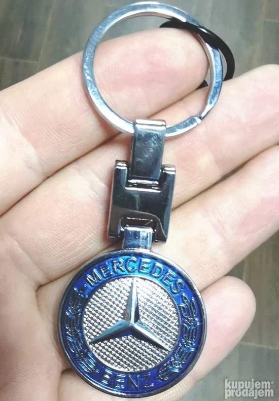 MERCEDES metalni privezak