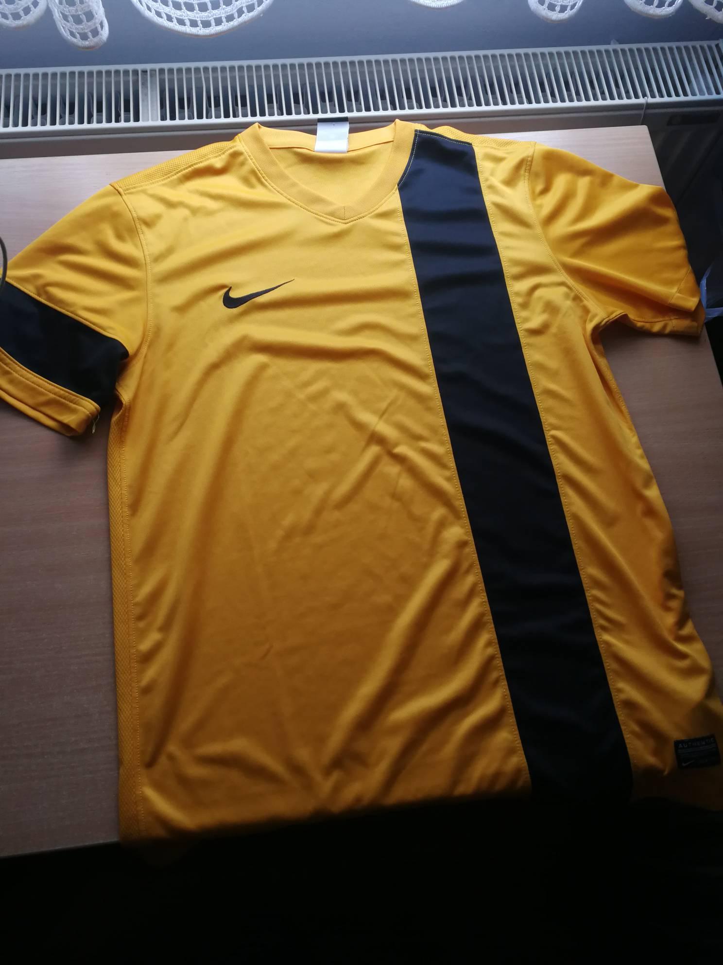 Majica Dri Fit Nike originalna vrlo malo nosena Majica Dri Fit Nike originalna vrlo malo nosena - Slika 3