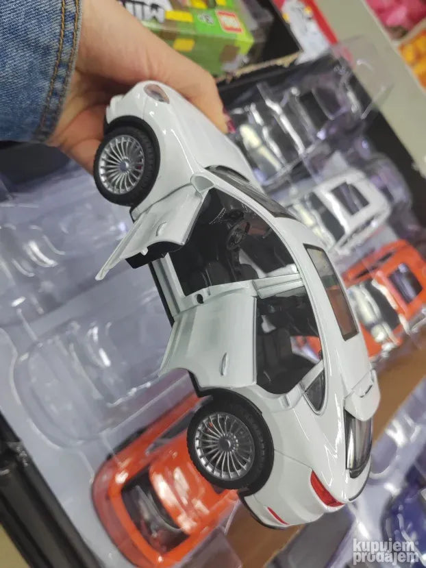 Metalni Auto Porshe Panamera
