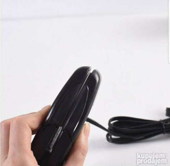 Mini prenosiva elektricna pegla Mini pegla
