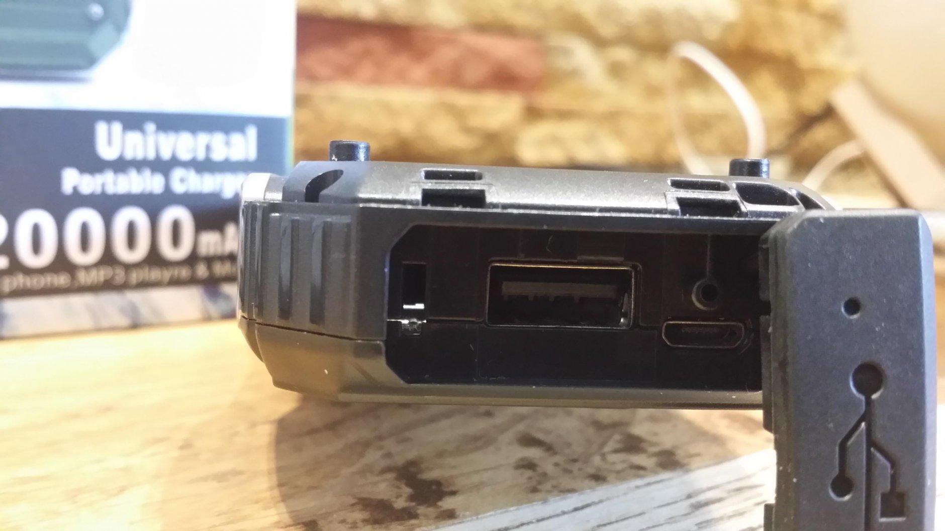 Mobilni telefon Land Rover Super2 jaka baterija 3 kartice