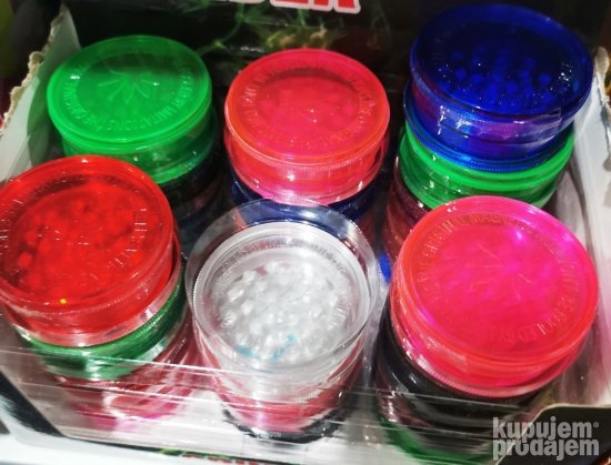 Mrvilica plasticna vise boja