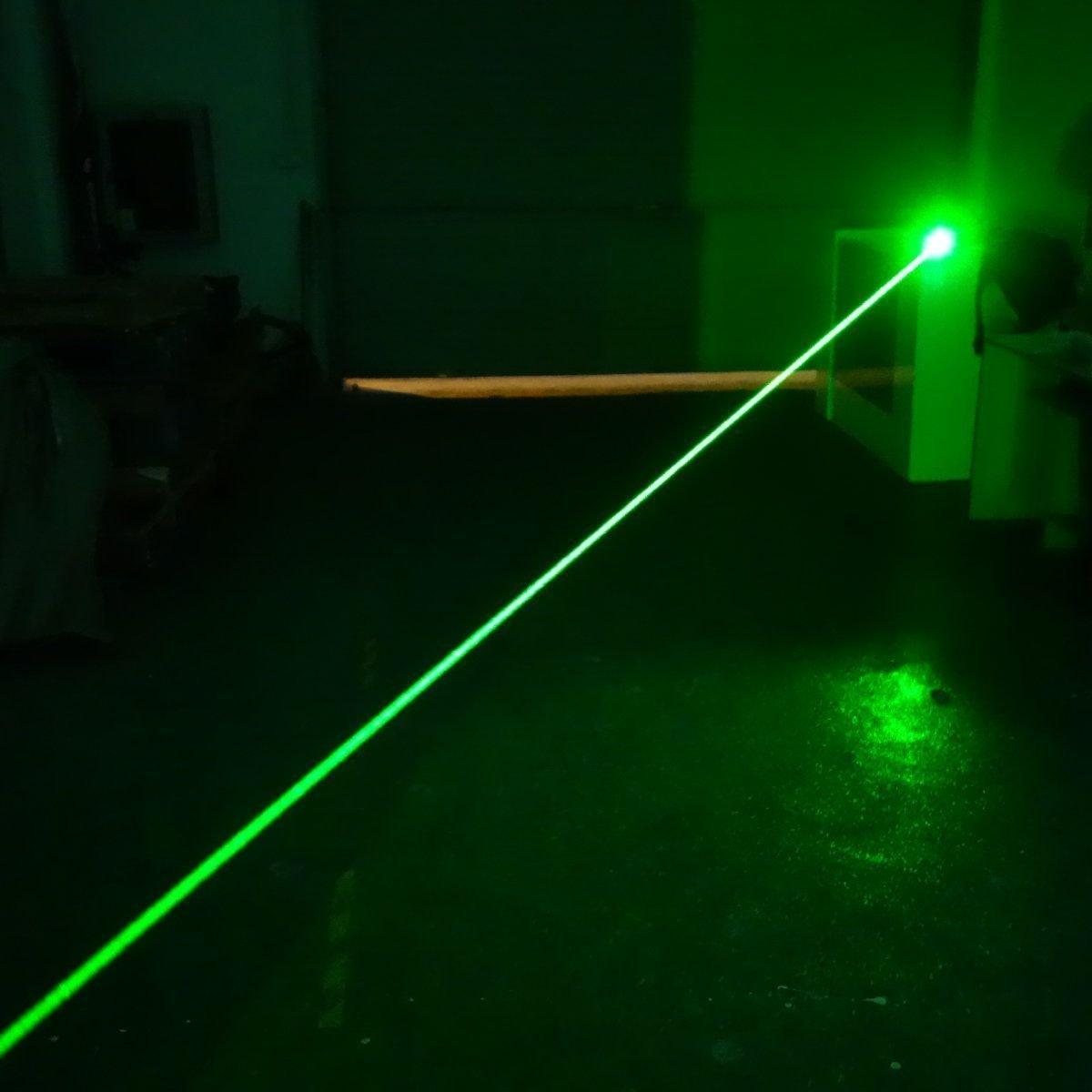 Najjaci Model Zelenog Laser Pointera 1000 mW sa Dodatkom za Zvezdano Nebo - Slika 4