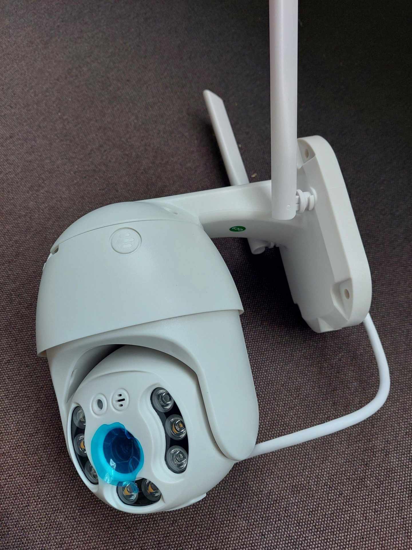 PTZ IP HD WIFI rotirajuca IR kamera sa zvukom - Slika 7