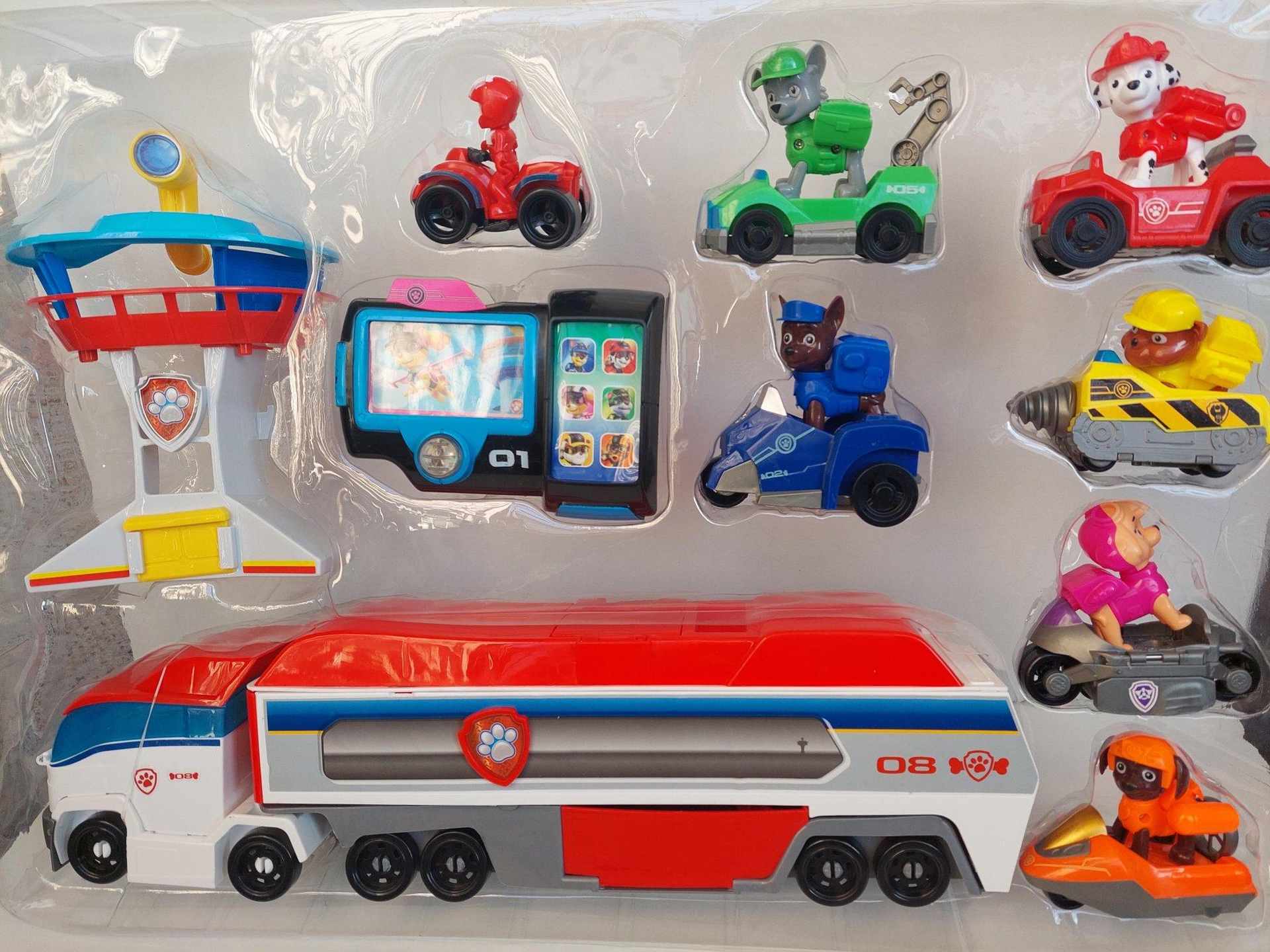 Patrolne Sape kamper 40 cm osmatracnica kuce Paw Patrol