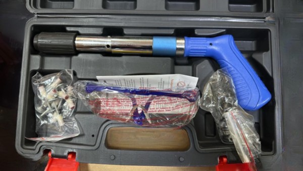 Pistolj za eksere