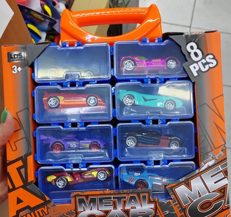 Premium Set Metalnih Trkackih Automobila 8 Komada