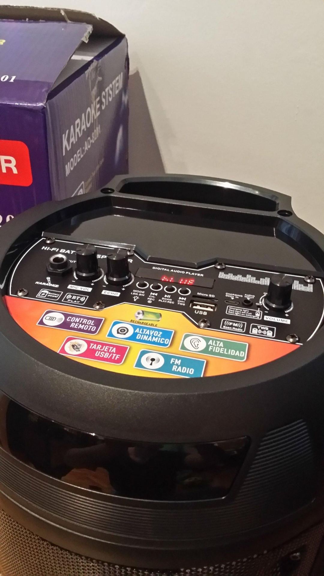 Prenosivi Zvucnik Bluetooth karaoke mikrofon AO 8201