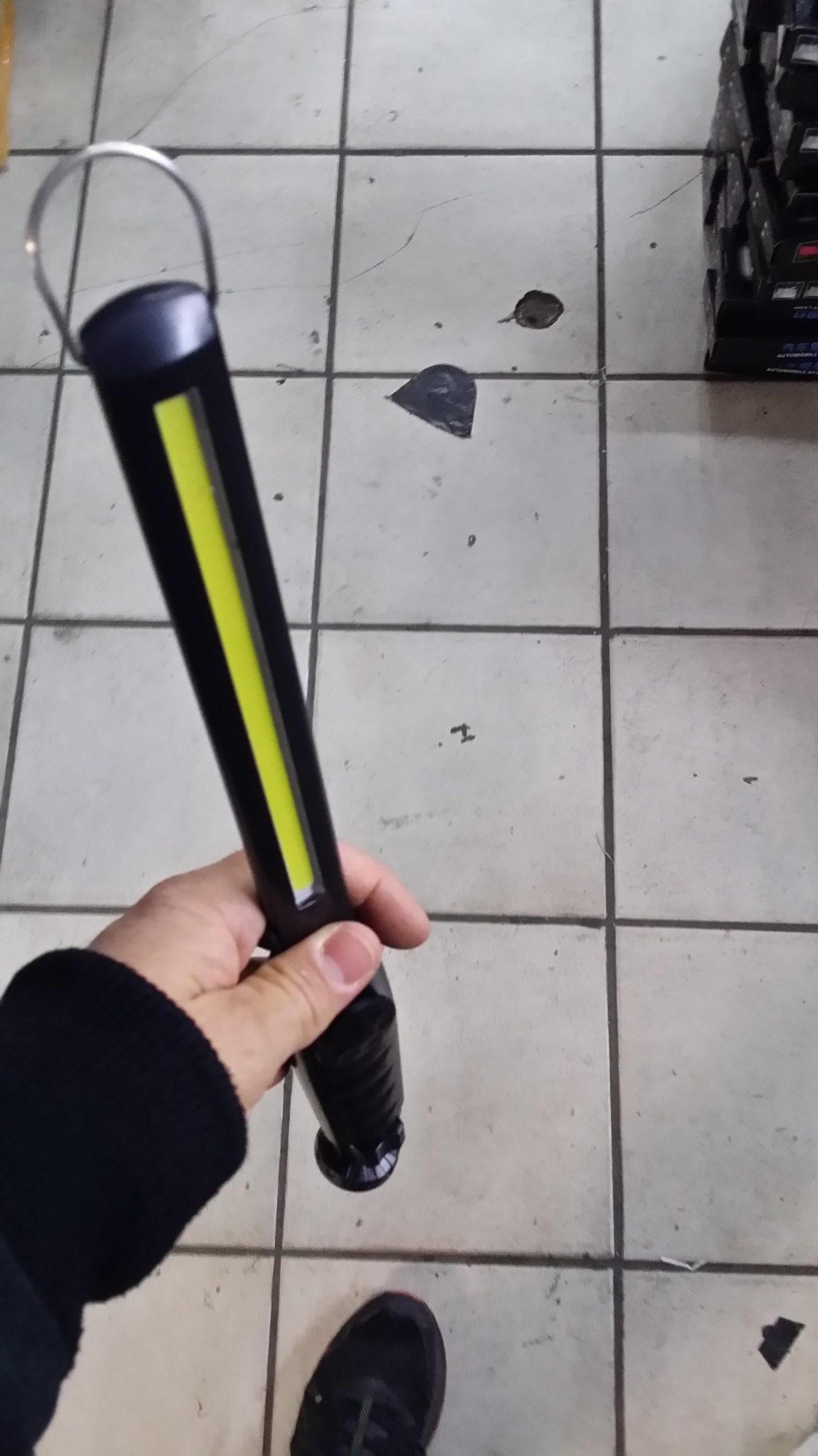 Prenosna Led Cob Slim USB punjiva lampa sa magnetom - Slika 5