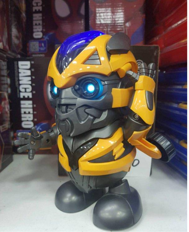 Robot koji igra pomera ruke noge i prica - Slika 4