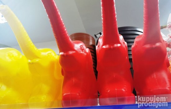 Slon kantica za zalivanje vise boja dostupno