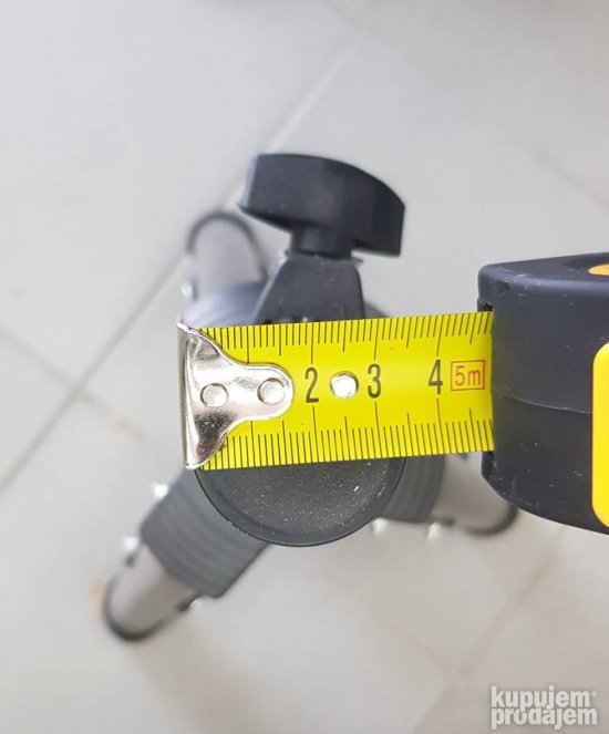 Stalak za zvucnik tripod metalni Stalak za zvucnike
