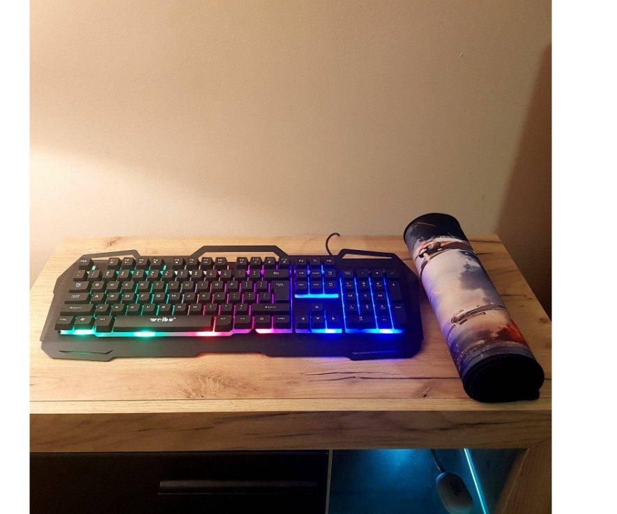 Tastatura i Podloga Tastatura i Podloga