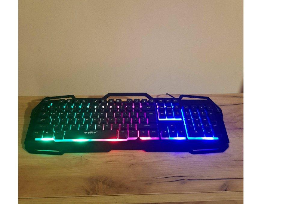 Tastatura i Podloga Tastatura i Podloga