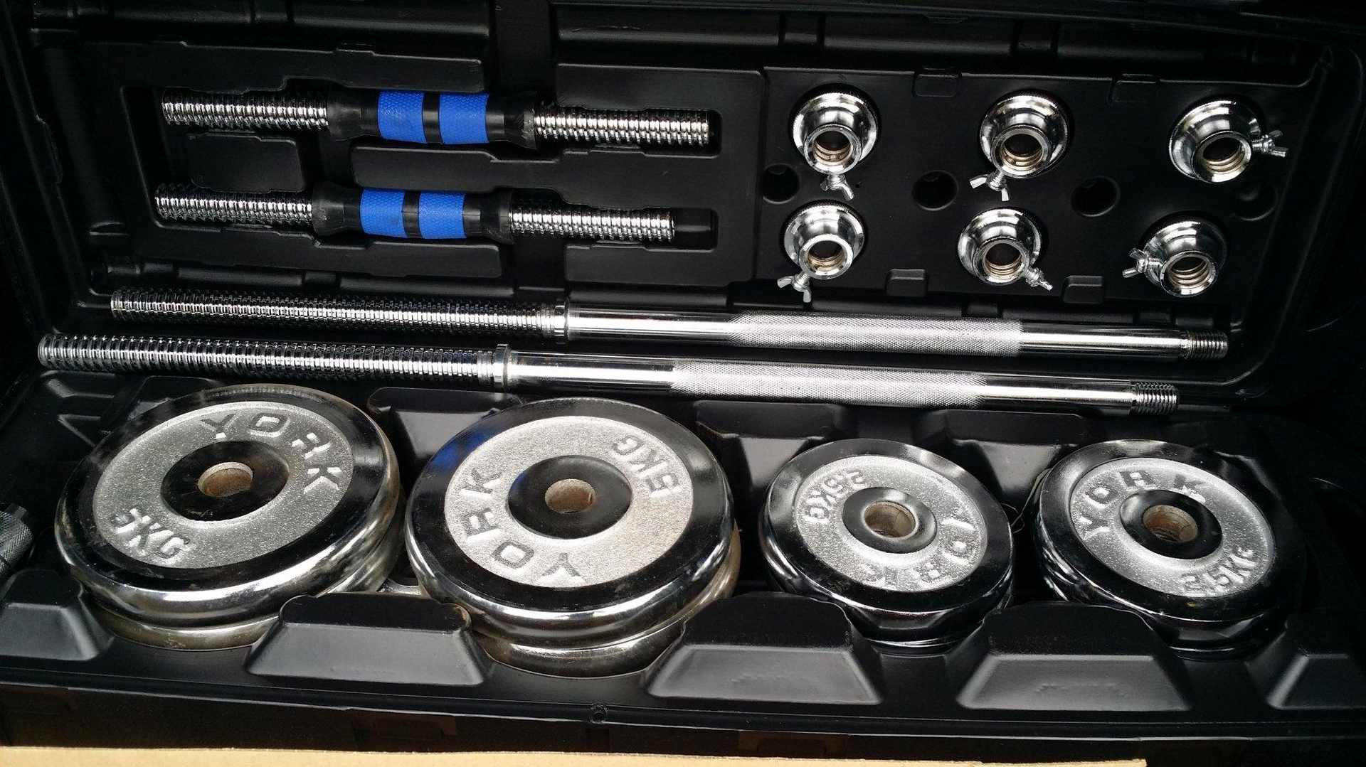Tegovi Bucice Set 50 kg u orginalnom koferu Tegovi Bucice Set 50 kg u orginalnom koferu