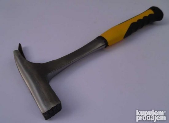 Tesarski cekic sa magnetom