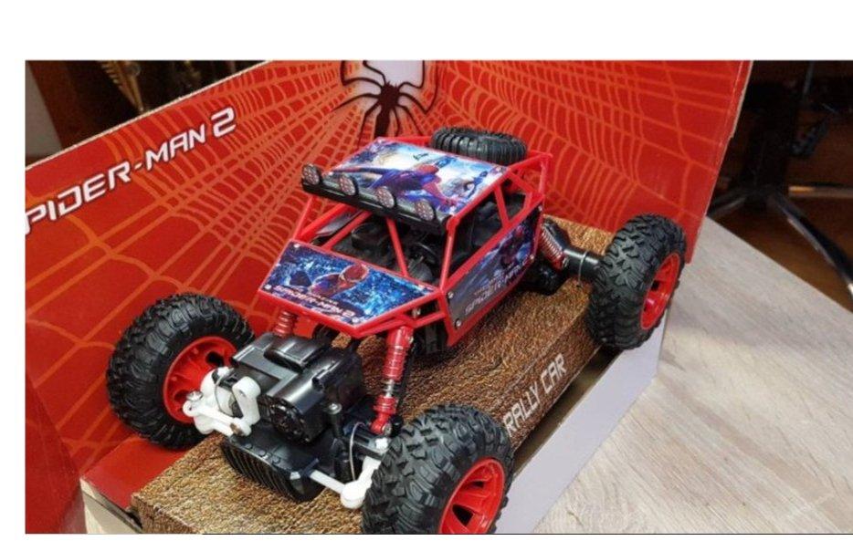 Veliki dzip Spiderman 4×4 Veliki dzip Spiderman 4×4