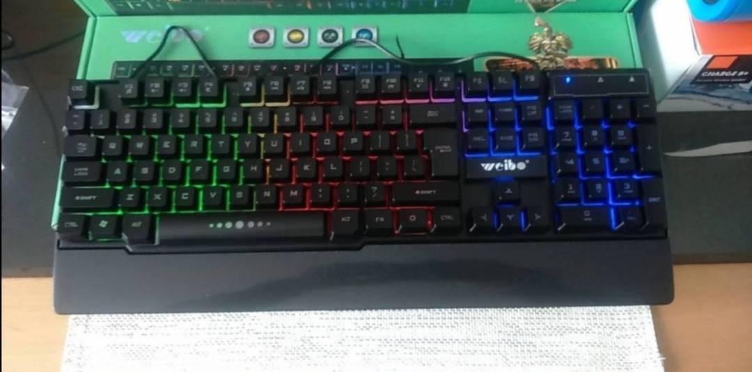 Weib tastatura sa Led diodama Weib tastatura sa Led diodama