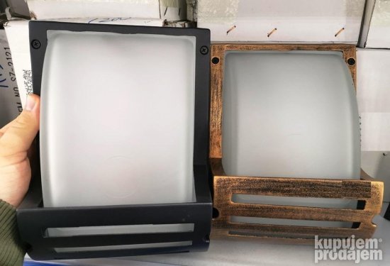 Zidne lampe Model LUX 2 boje na stanju